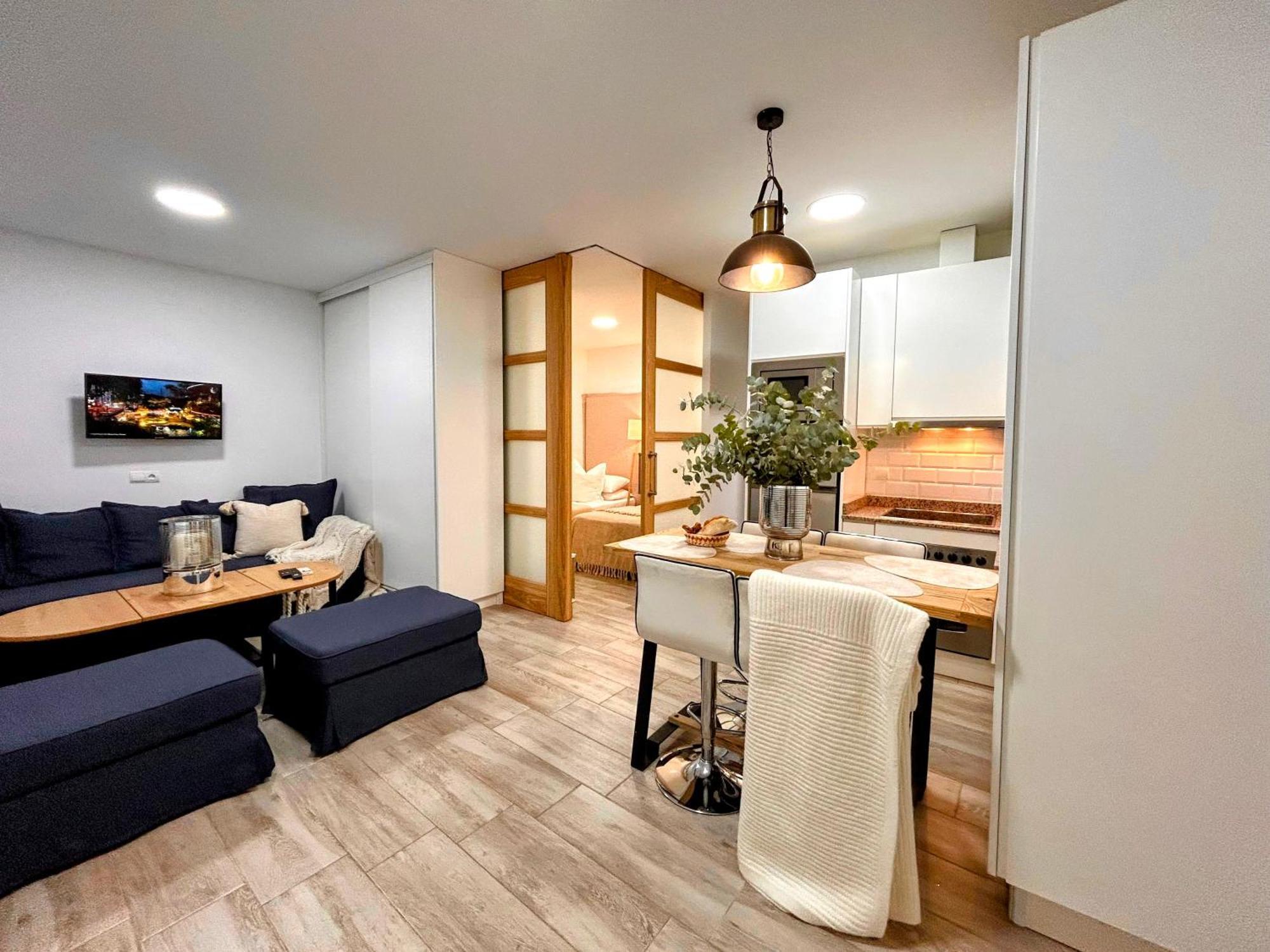 Haza Royal Apartment Granada Bagian luar foto